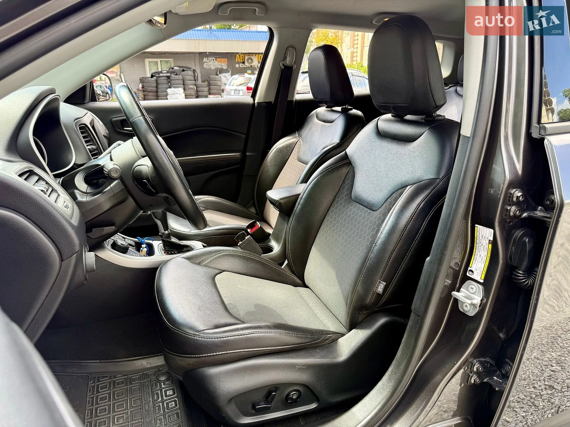 2018 Jeep Compass - мініатюра 8