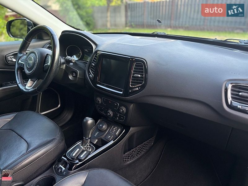 Внедорожник / Кроссовер Jeep Compass 2019 в Чернигове