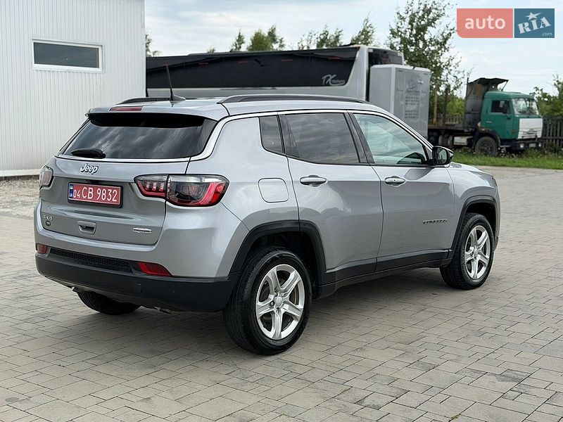 Внедорожник / Кроссовер Jeep Compass 2024 в Калуше