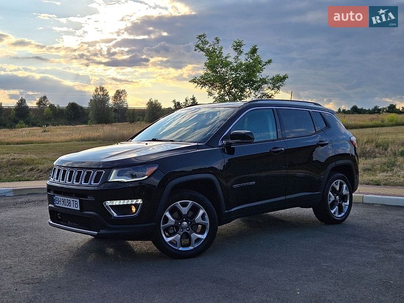 Внедорожник / Кроссовер Jeep Compass 2018 в Киеве