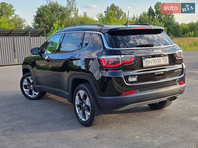 Внедорожник / Кроссовер Jeep Compass 2018 в Киеве