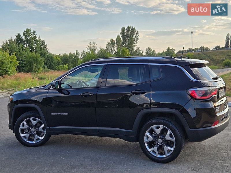 Внедорожник / Кроссовер Jeep Compass 2018 в Киеве