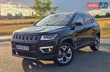 Внедорожник / Кроссовер Jeep Compass 2018 в Киеве