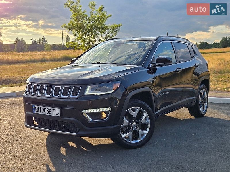 Внедорожник / Кроссовер Jeep Compass 2018 в Киеве