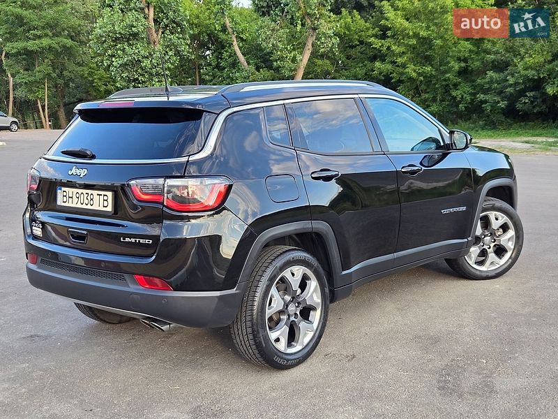 Внедорожник / Кроссовер Jeep Compass 2018 в Киеве