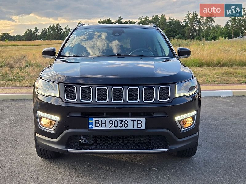 Внедорожник / Кроссовер Jeep Compass 2018 в Киеве