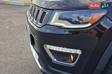 Внедорожник / Кроссовер Jeep Compass 2018 в Киеве