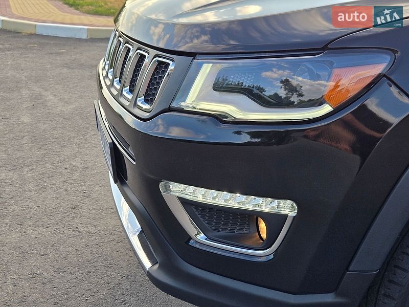 Внедорожник / Кроссовер Jeep Compass 2018 в Киеве