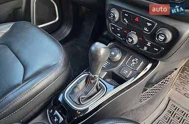 Внедорожник / Кроссовер Jeep Compass 2018 в Киеве