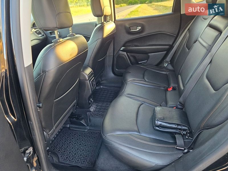 Внедорожник / Кроссовер Jeep Compass 2018 в Киеве