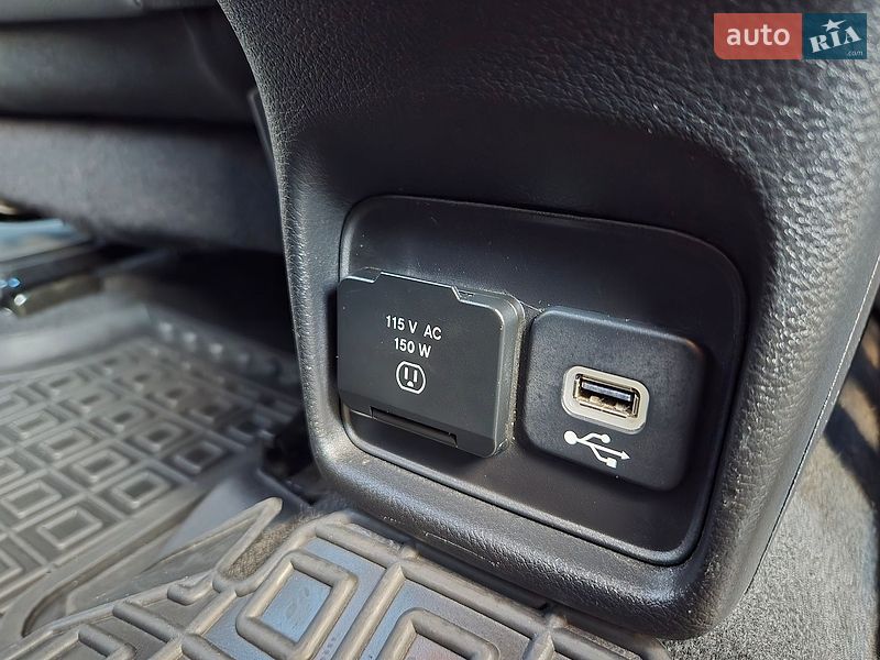 Внедорожник / Кроссовер Jeep Compass 2018 в Киеве
