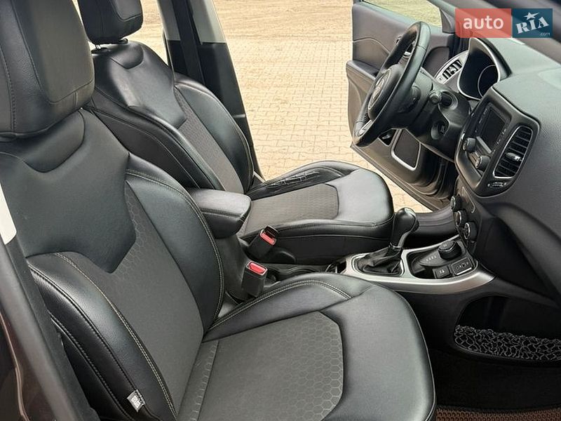Позашляховик / Кросовер Jeep Compass 2017 в Коломиї
