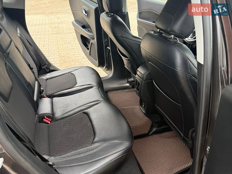 Позашляховик / Кросовер Jeep Compass 2017 в Коломиї
