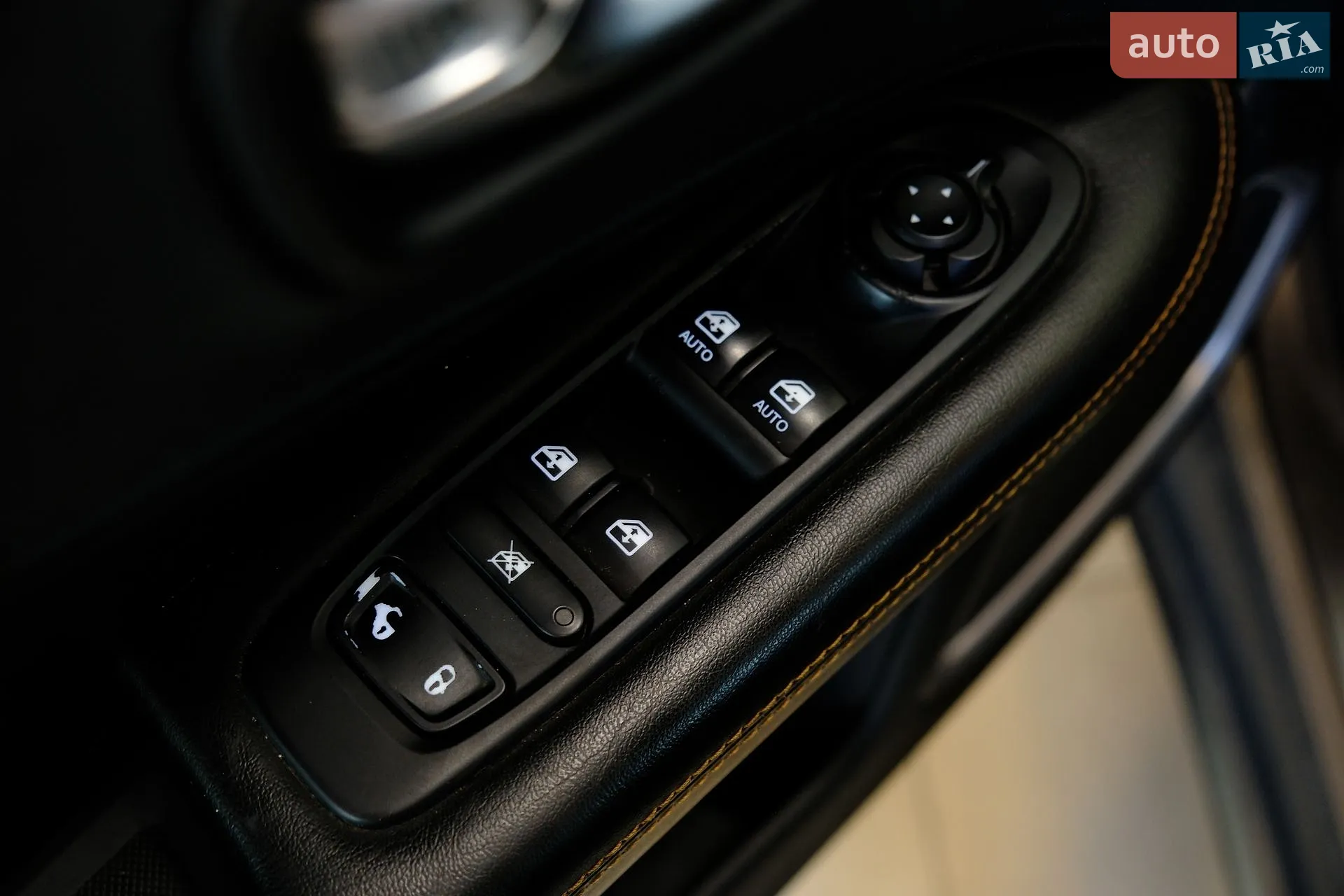 2018 Jeep Compass - мініатюра 23