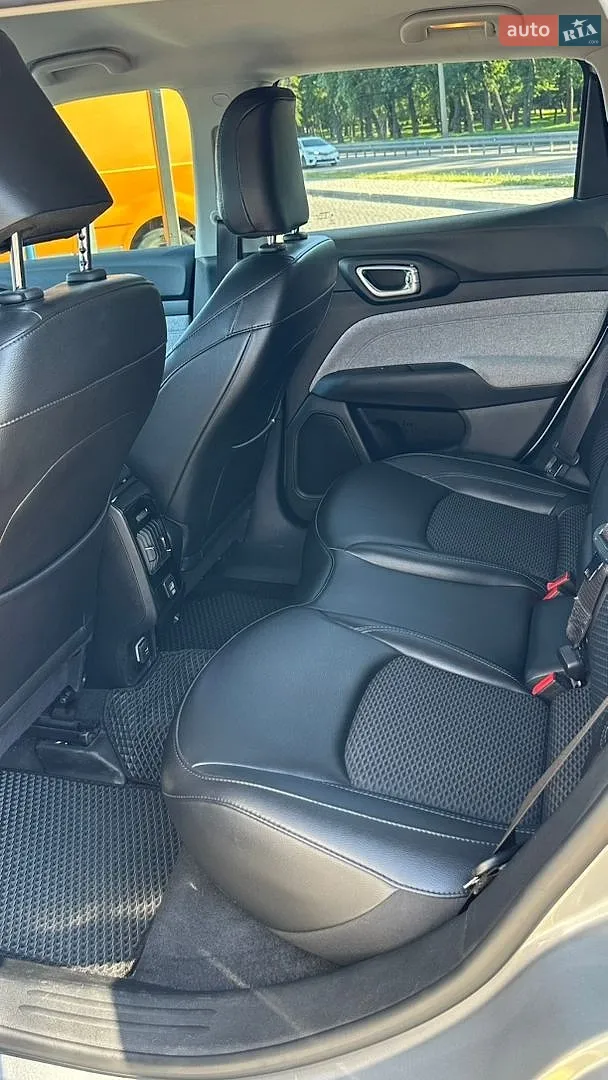2021 Jeep Compass - мініатюра 23