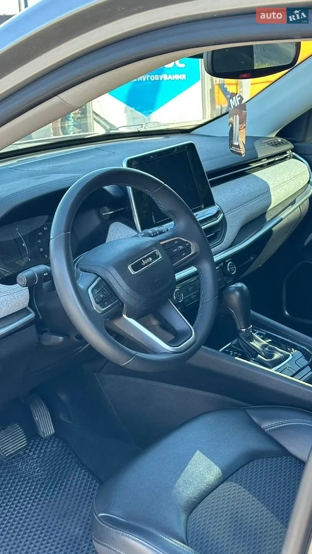 2021 Jeep Compass - мініатюра 18