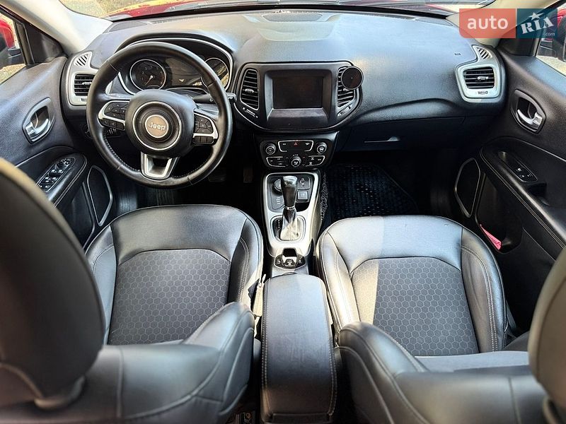 Внедорожник / Кроссовер Jeep Compass 2017 в Нежине