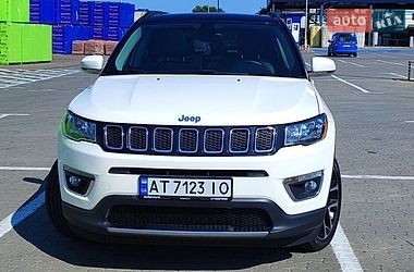Внедорожник / Кроссовер Jeep Compass 2017 в Ивано-Франковске
