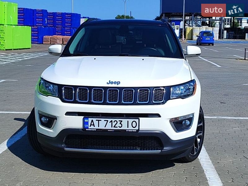 Внедорожник / Кроссовер Jeep Compass 2017 в Ивано-Франковске