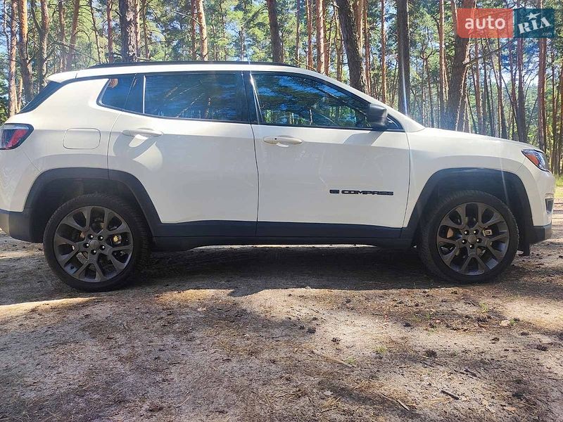 Внедорожник / Кроссовер Jeep Compass 2021 в Сумах