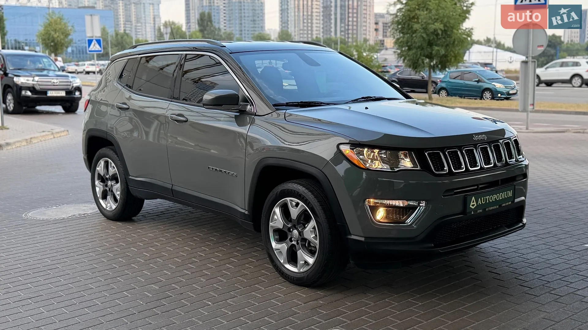 2020 Jeep Compass - мініатюра 2
