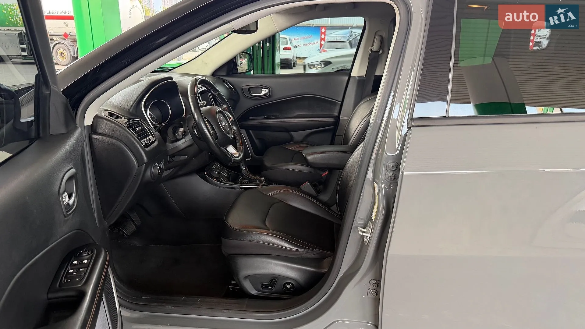 2020 Jeep Compass - мініатюра 19