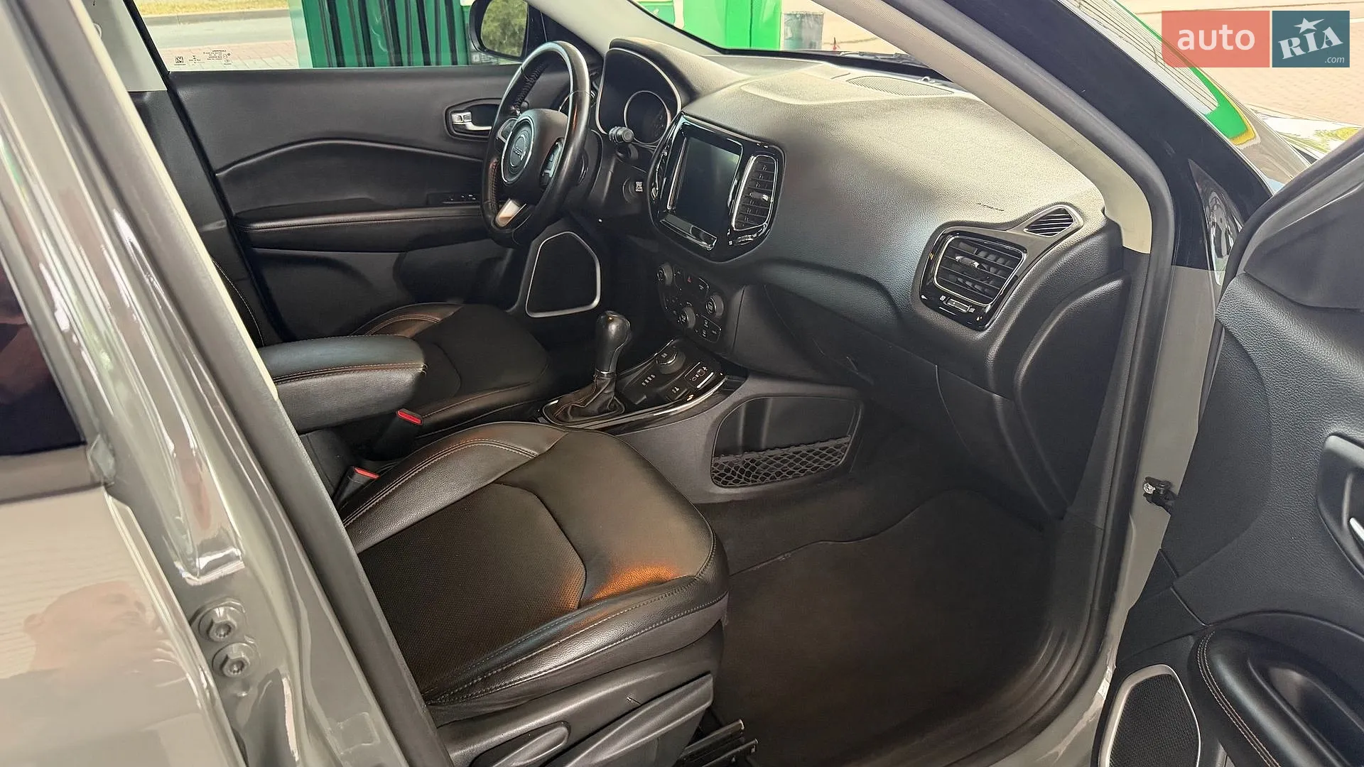 2020 Jeep Compass - мініатюра 26