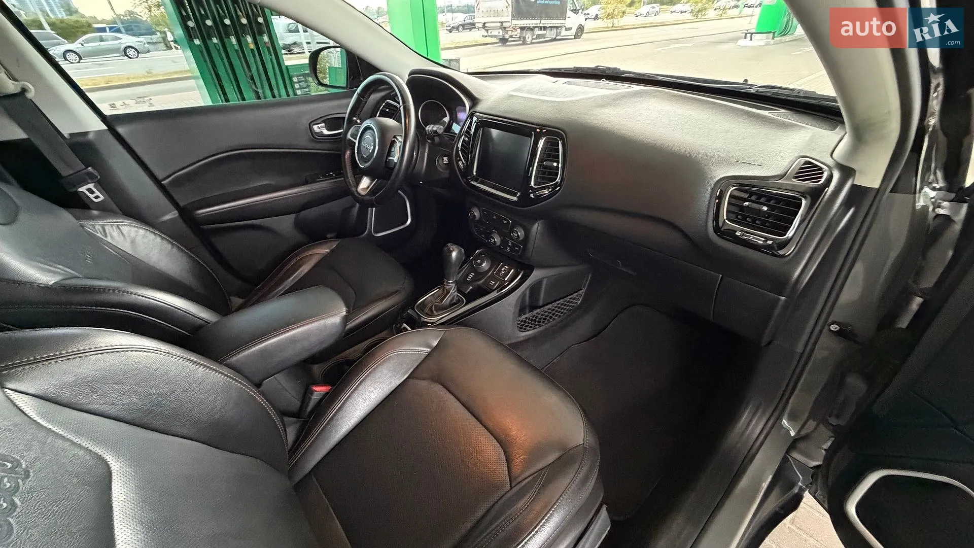 2020 Jeep Compass - мініатюра 27