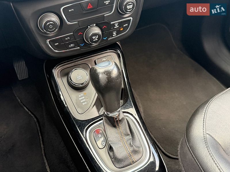 Позашляховик / Кросовер Jeep Compass 2020 в Києві