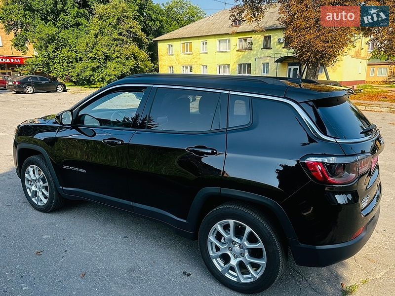 Позашляховик / Кросовер Jeep Compass 2024 в Лубнах