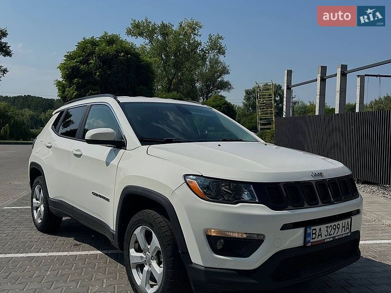 Внедорожник / Кроссовер Jeep Compass 2017 в Умани