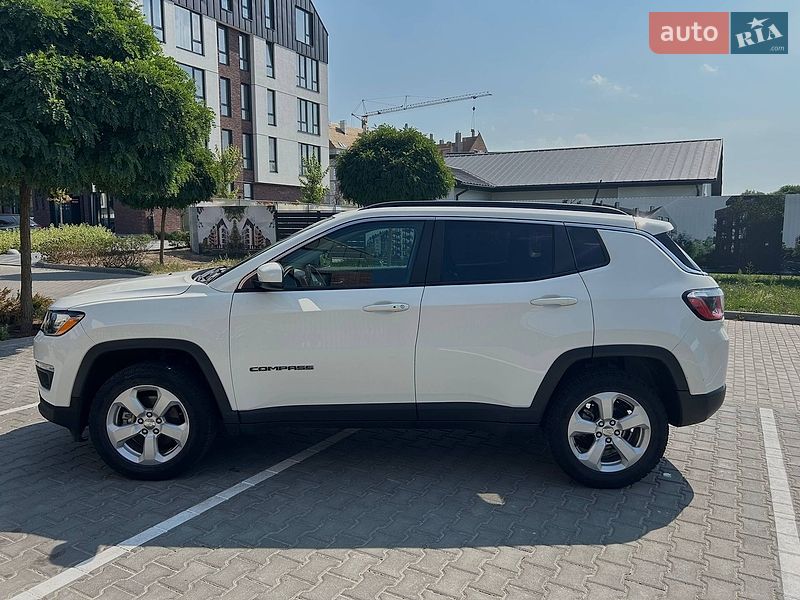 Внедорожник / Кроссовер Jeep Compass 2017 в Умани