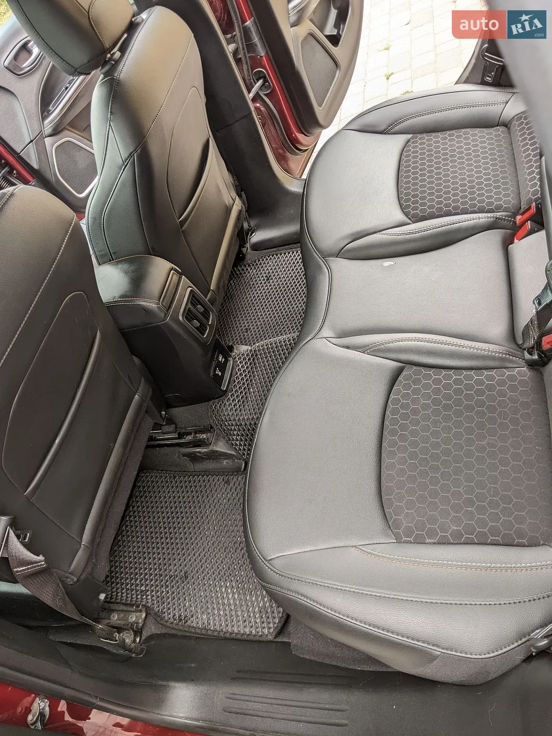 2021 Jeep Compass - мініатюра 9