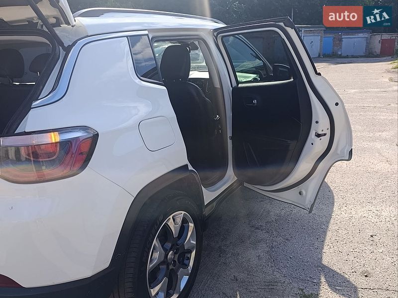Внедорожник / Кроссовер Jeep Compass 2018 в Фастове