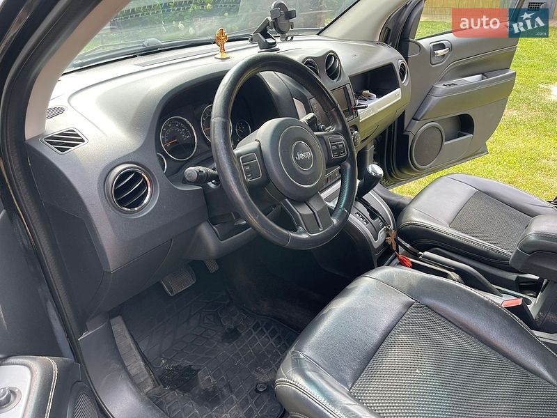 Jeep Compass, фото з оголошення