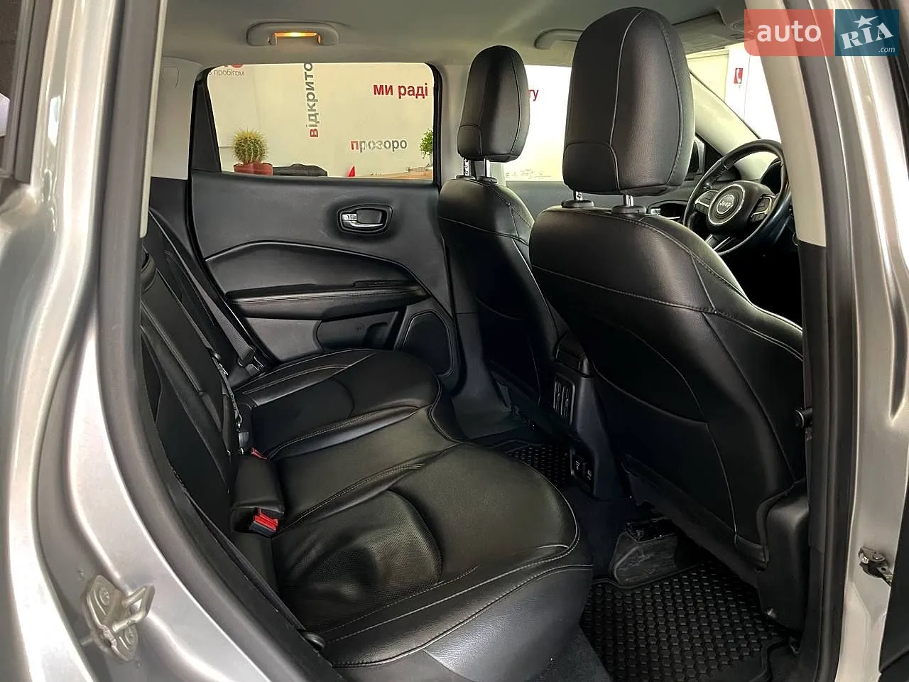 2019 Jeep Compass - мініатюра 38