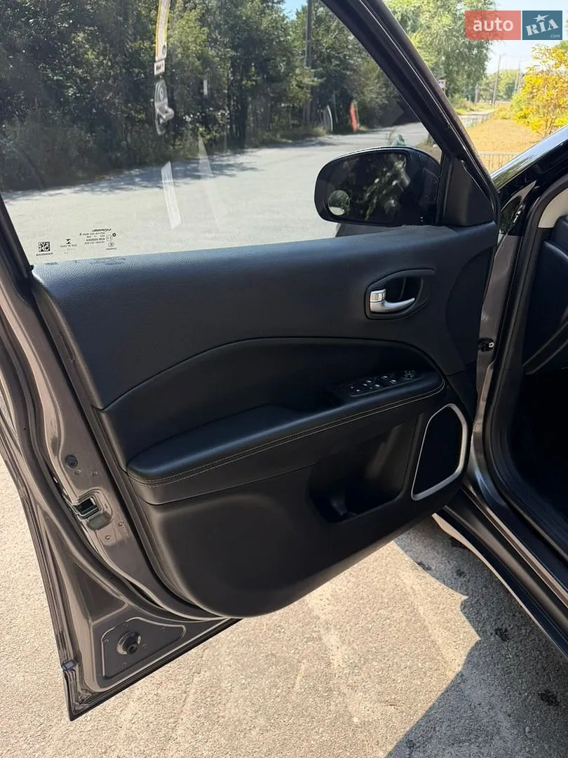 2018 Jeep Compass - мініатюра 13