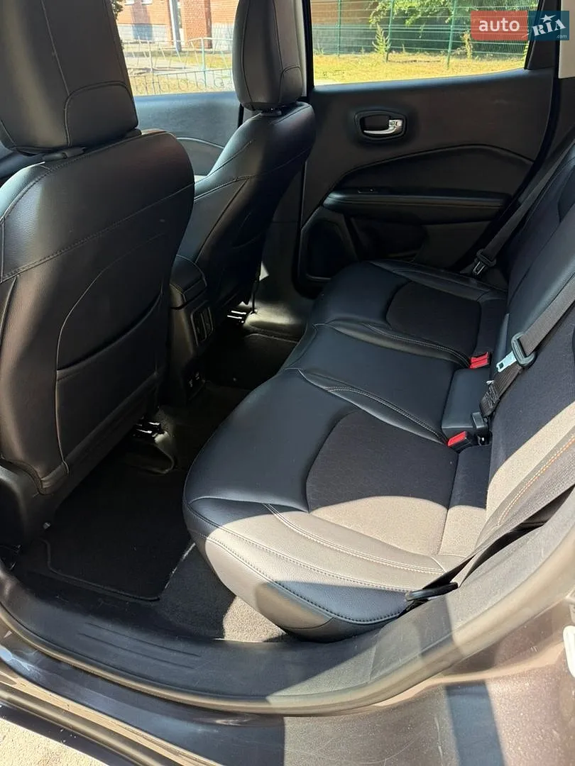 2018 Jeep Compass - мініатюра 17