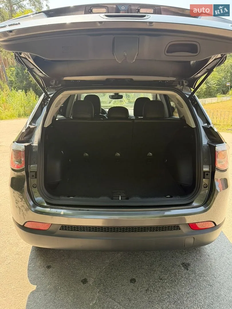 2018 Jeep Compass - мініатюра 19