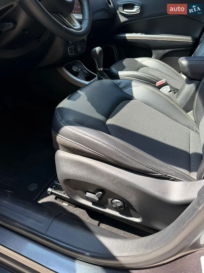 2018 Jeep Compass - мініатюра 23