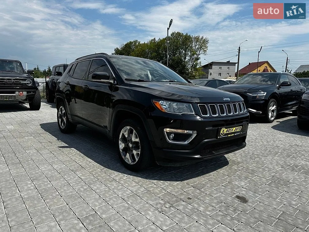 2018 Jeep Compass - фото 1