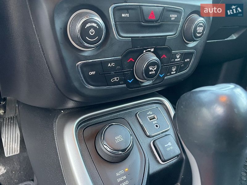 Внедорожник / Кроссовер Jeep Compass 2017 в Лубнах