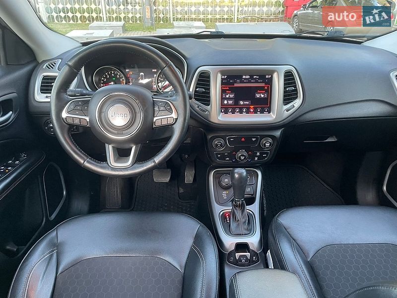 Внедорожник / Кроссовер Jeep Compass 2017 в Лубнах