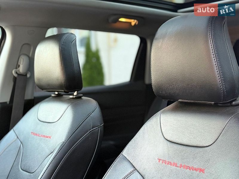 Внедорожник / Кроссовер Jeep Compass 2022 в Ромнах