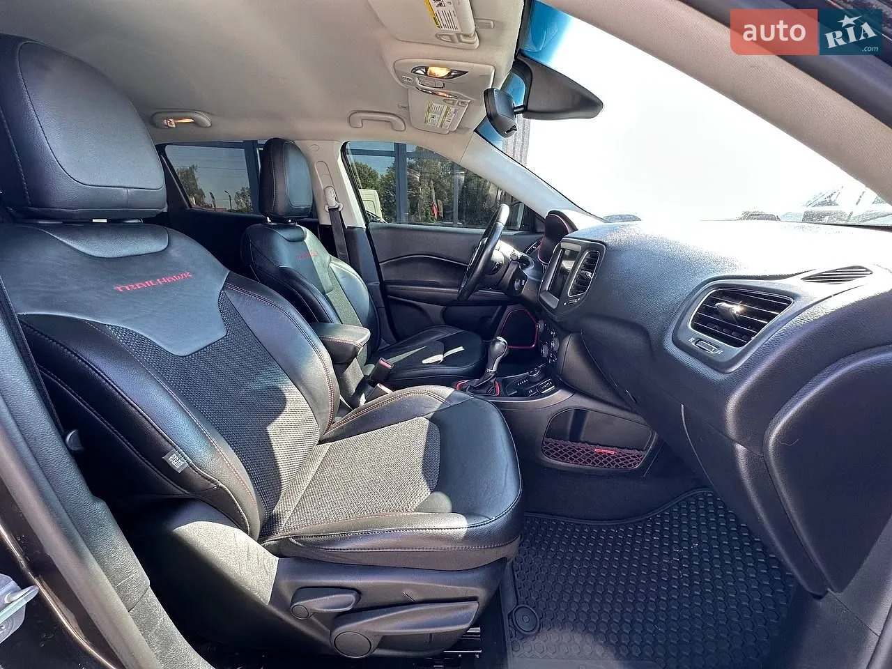 2019 Jeep Compass - мініатюра 17