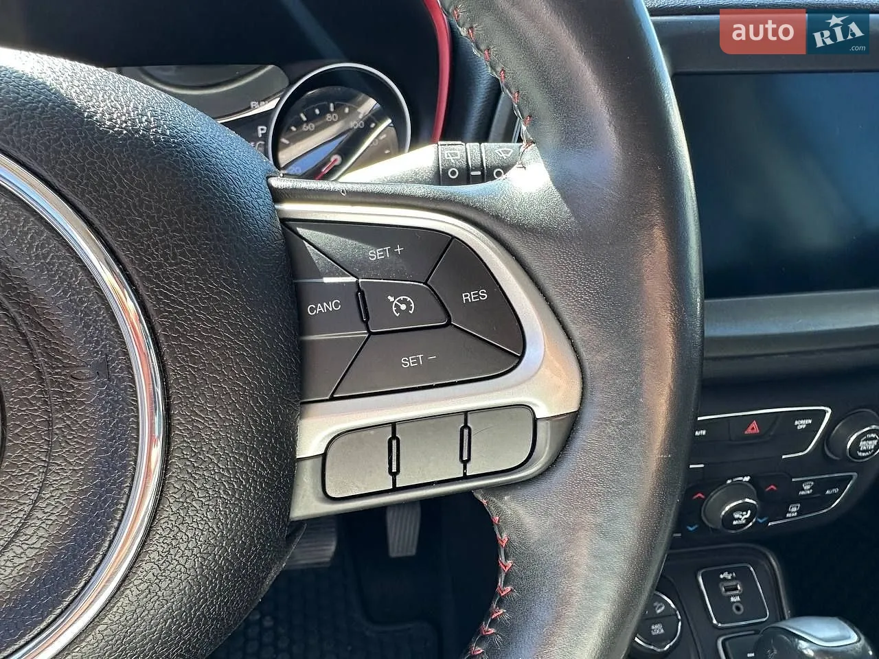 2019 Jeep Compass - мініатюра 28