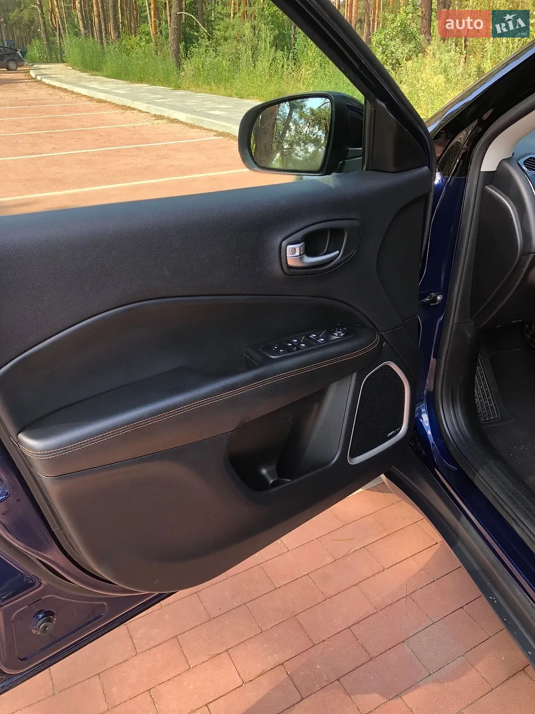 2020 Jeep Compass - мініатюра 15