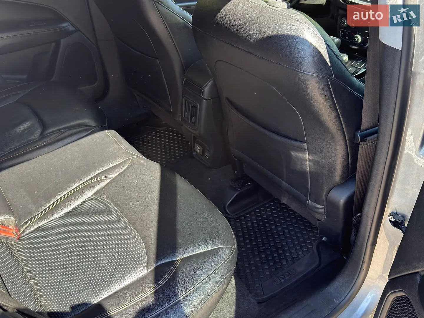 2018 Jeep Compass - мініатюра 17