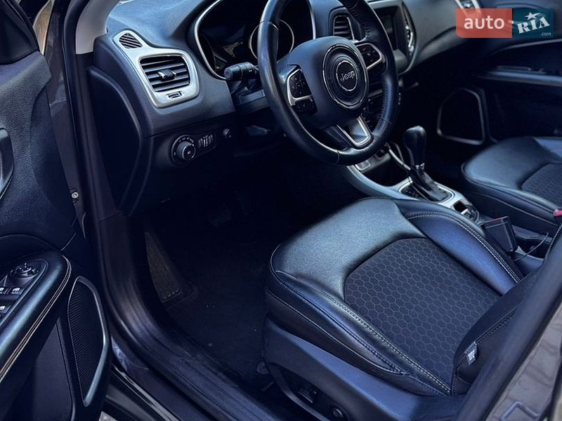 Внедорожник / Кроссовер Jeep Compass 2018 в Киеве