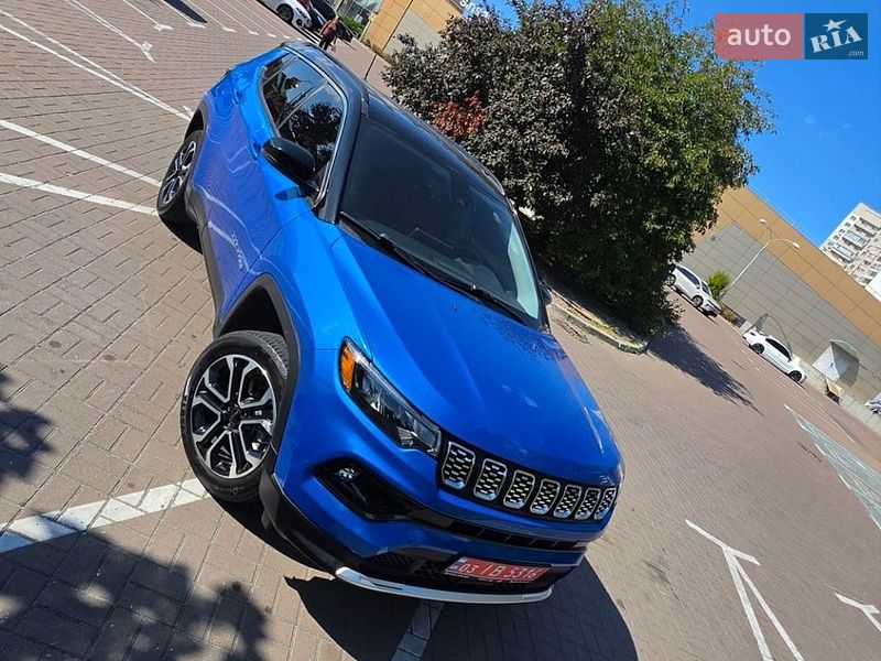 Внедорожник / Кроссовер Jeep Compass 2022 в Киеве